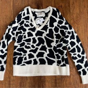 NWT Women’s LOFT Sweater size XSMALL